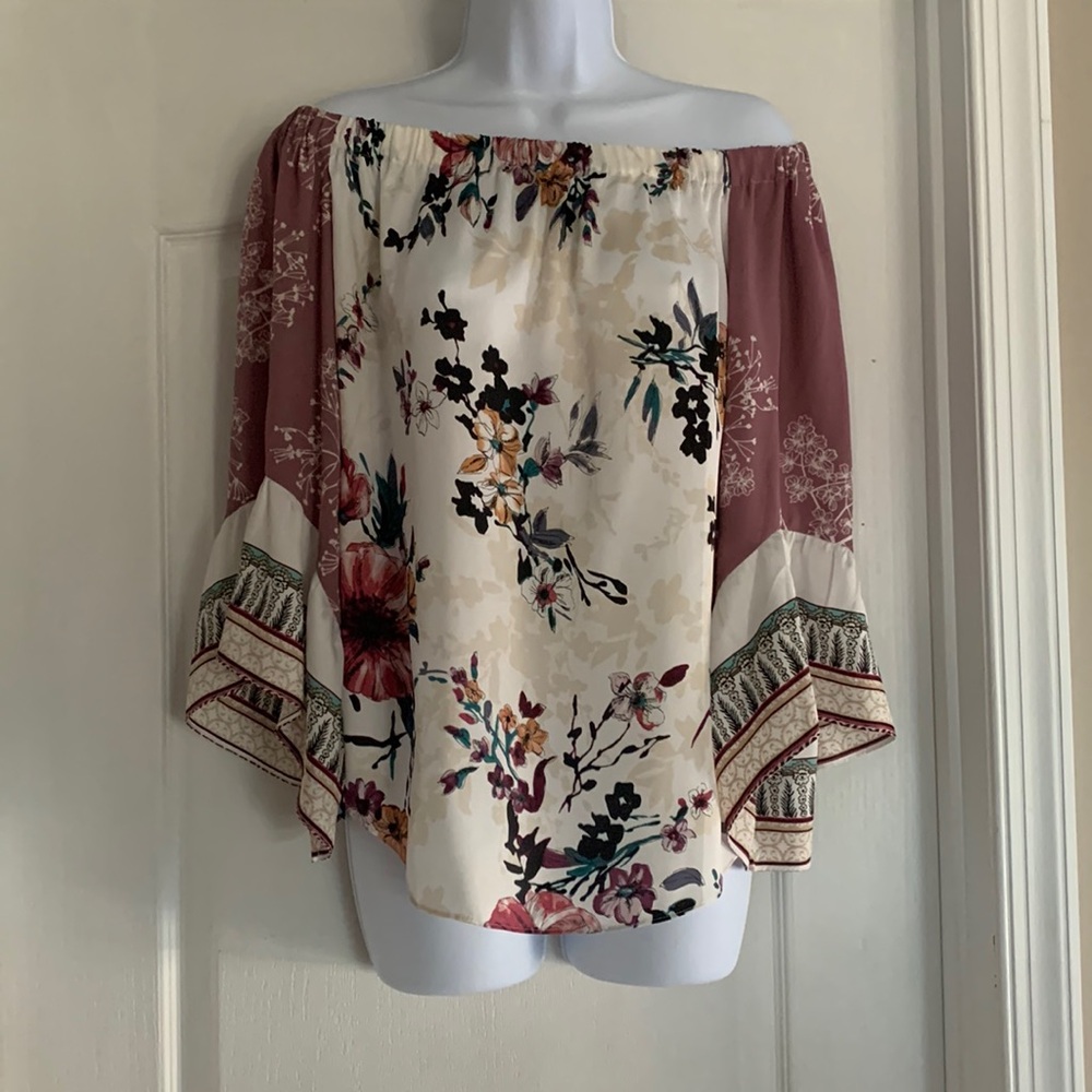 WHBM off shoulder blouse sz M